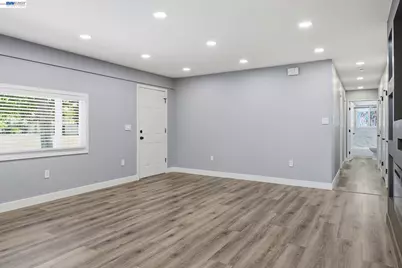 6311 Belmont Pl, Stockton, CA 95207 - Photo 7