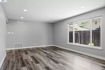 6311 Belmont Pl, Stockton, CA 95207 - Photo 21