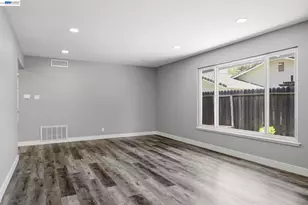 6311 Belmont Pl, Stockton, CA 95207 - Photo 21