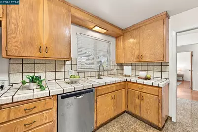 2520 Benedict Dr, San Leandro, CA 94577 - Photo 17