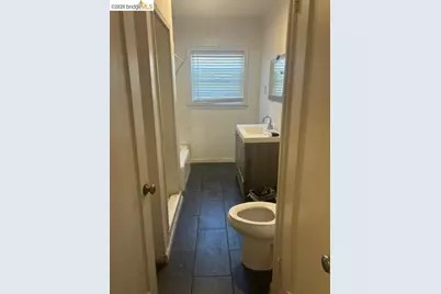 1231 Arcade Blvd, Sacramento, CA 95815 - Photo 11