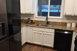9421 Dunbar Dr, Oakland, CA 94603 - Photo 7
