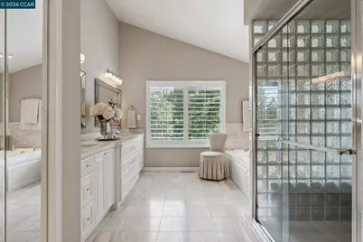 136 Hillcroft Way, Walnut Creek, CA 94597 - Photo 23