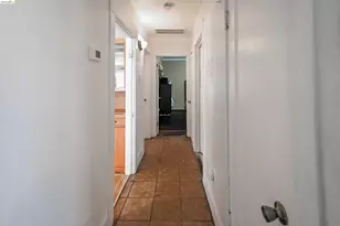 1643 68th Ave, Oakland, CA 94621 - Photo 5