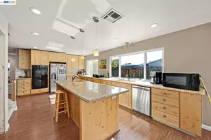 649 Jade Pl, Livermore, CA 94550 - Photo 17