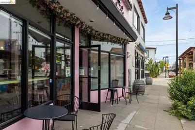 4935 Shattuck Ave, Oakland, CA 94609 - Photo 3