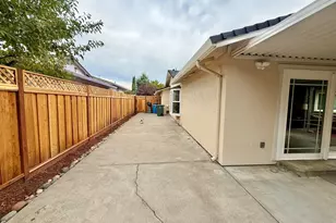 8525 Ousley Dr, Gilroy, CA 95020 - Photo 25