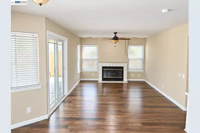 1825 Mark Mead Ln, Modesto, CA 95356 - Photo 9