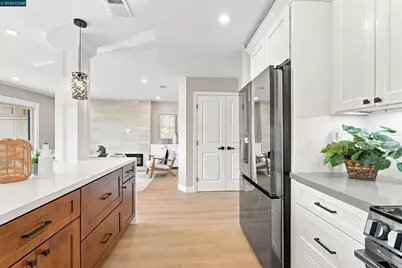 2501 Pine Knoll Dr #10, Walnut Creek, CA 94595 - Photo 13