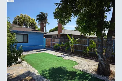 3823 Donner Ave, Fresno, CA 93726 - Photo 17