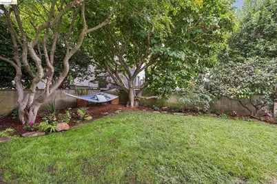 8 Hopkins Ct, Berkeley, CA 94706 - Photo 47