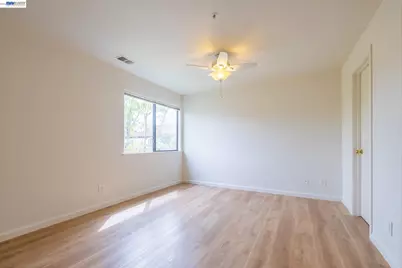 21103 Gary #318A, Castro Valley, CA 94546 - Photo 27