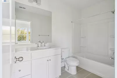1216 Walters Ct, Concord, CA 94520 - Photo 17