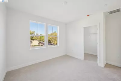 1216 Walters Ct, Concord, CA 94520 - Photo 15