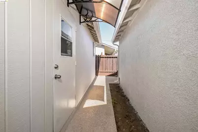 31871 Kennet St, Hayward, CA 94544 - Photo 23