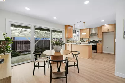 31871 Kennet St, Hayward, CA 94544 - Photo 7