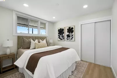 31871 Kennet St, Hayward, CA 94544 - Photo 13