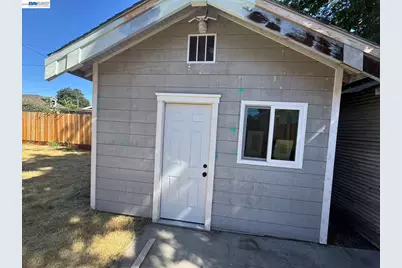 1331 Park Street, Stockton, CA 95205 - Photo 9