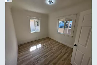 1331 Park Street, Stockton, CA 95205 - Photo 7