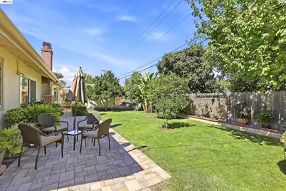 8657 Davona Dr, Dublin, CA 94568 - Photo 29