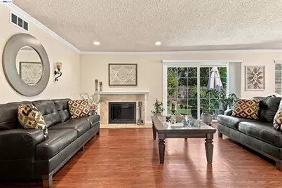 8657 Davona Dr, Dublin, CA 94568 - Photo 5