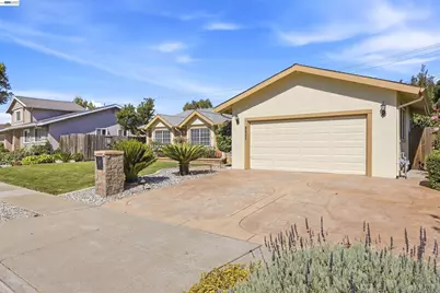 8657 Davona Dr, Dublin, CA 94568 - Photo 3