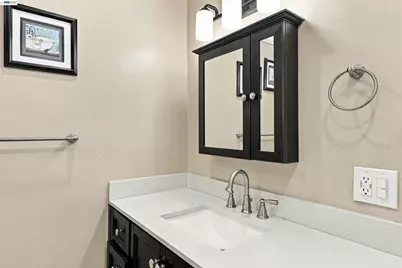 8657 Davona Dr, Dublin, CA 94568 - Photo 21