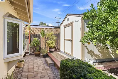 8657 Davona Dr, Dublin, CA 94568 - Photo 33