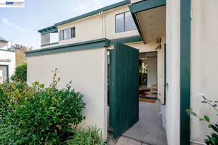 114 Lagunaria Ln, Alameda, CA 94502 - Photo 31