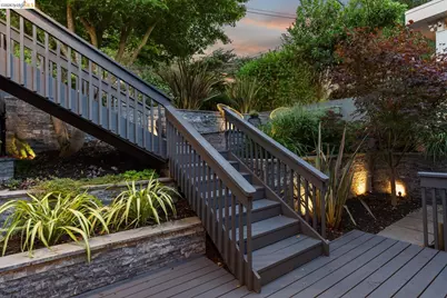 6305 Melville Dr, Oakland, CA 94611 - Photo 45