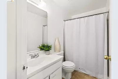 2412 Sequoia Dr, Antioch, CA 94509 - Photo 21