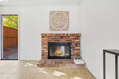 2412 Sequoia Dr, Antioch, CA 94509 - Photo 7