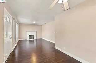 1298 Almar St, Concord, CA 94518 - Photo 9