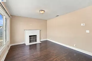 1298 Almar St, Concord, CA 94518 - Photo 5