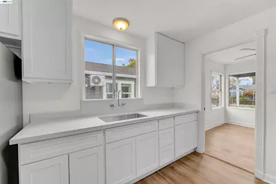 1614 82nd Ave, Oakland, CA 94621 - Photo 21