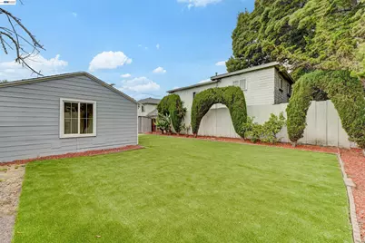 1614 82nd Ave, Oakland, CA 94621 - Photo 33