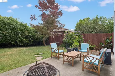 3054 Bona St #D, Oakland, CA 94601 - Photo 45