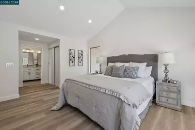 20 Alhambra Hills Dr, Martinez, CA 94553 - Photo 27