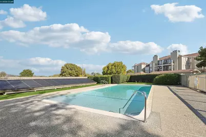 2 Lakeview Ct, Novato, CA 94947 - Photo 15