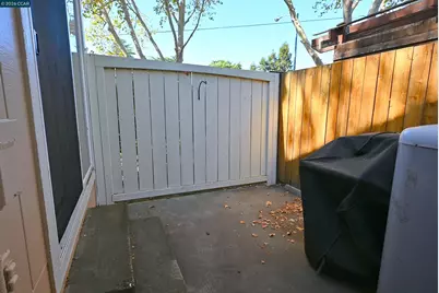 4203 Dubhe Ct, Concord, CA 94521 - Photo 27