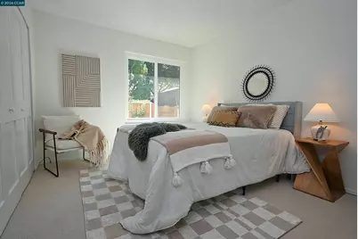 4203 Dubhe Ct, Concord, CA 94521 - Photo 17