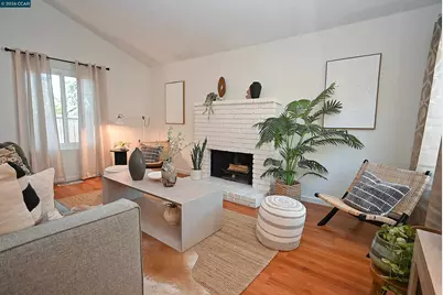 4203 Dubhe Ct, Concord, CA 94521 - Photo 9