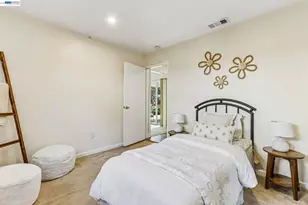 360 I St, Livermore, CA 94551 - Photo 17
