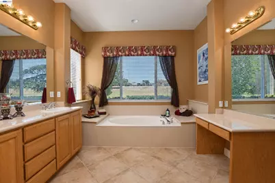 1117 Burghley Ln, Brentwood, CA 94513 - Photo 27