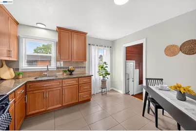 5616 Alameda Ave, Richmond, CA 94804 - Photo 7