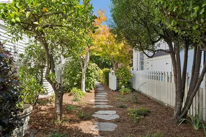 12 Brookside Ave, Berkeley, CA 94705 - Photo 83