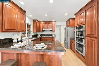 5120 Keller Ridge Dr, Clayton, CA 94517 - Photo 11