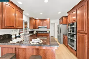 5120 Keller Ridge Dr, Clayton, CA 94517 - Photo 11
