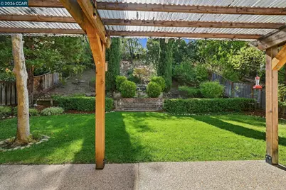 5120 Keller Ridge Dr, Clayton, CA 94517 - Photo 29