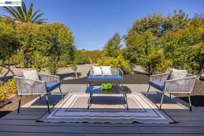 1015 Byrd Ln, Pleasanton, CA 94566 - Photo 27